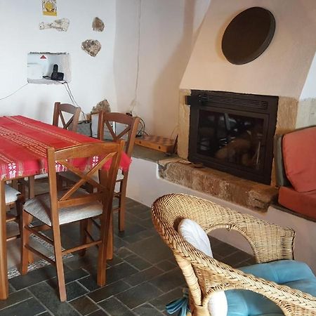 Athina Guesthouse Monemvasia Exterior photo
