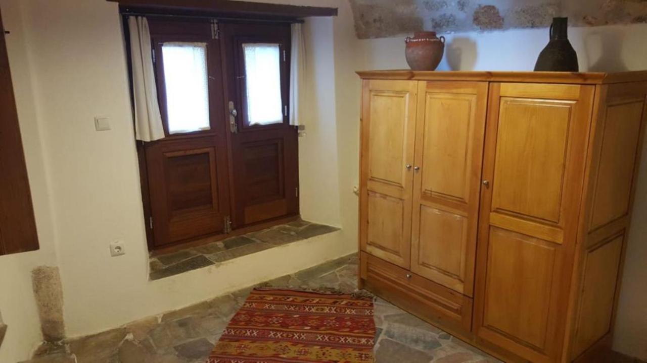 Athina Guesthouse Monemvasia Exterior photo